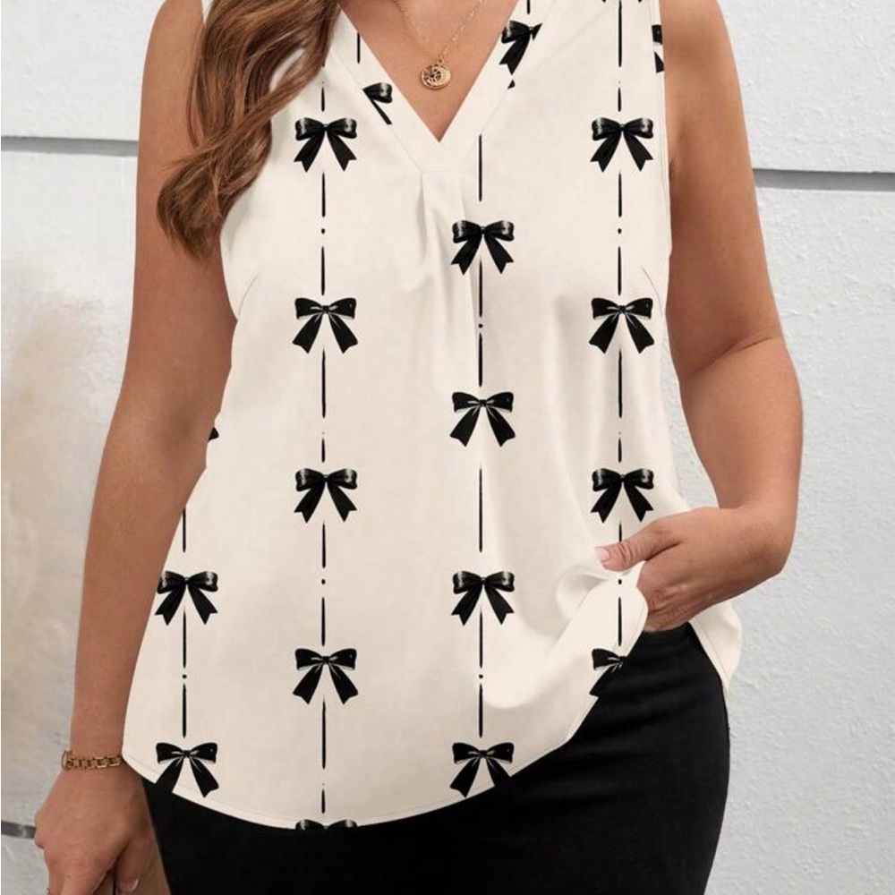 Bow Print V-Neck Sleeveless Top